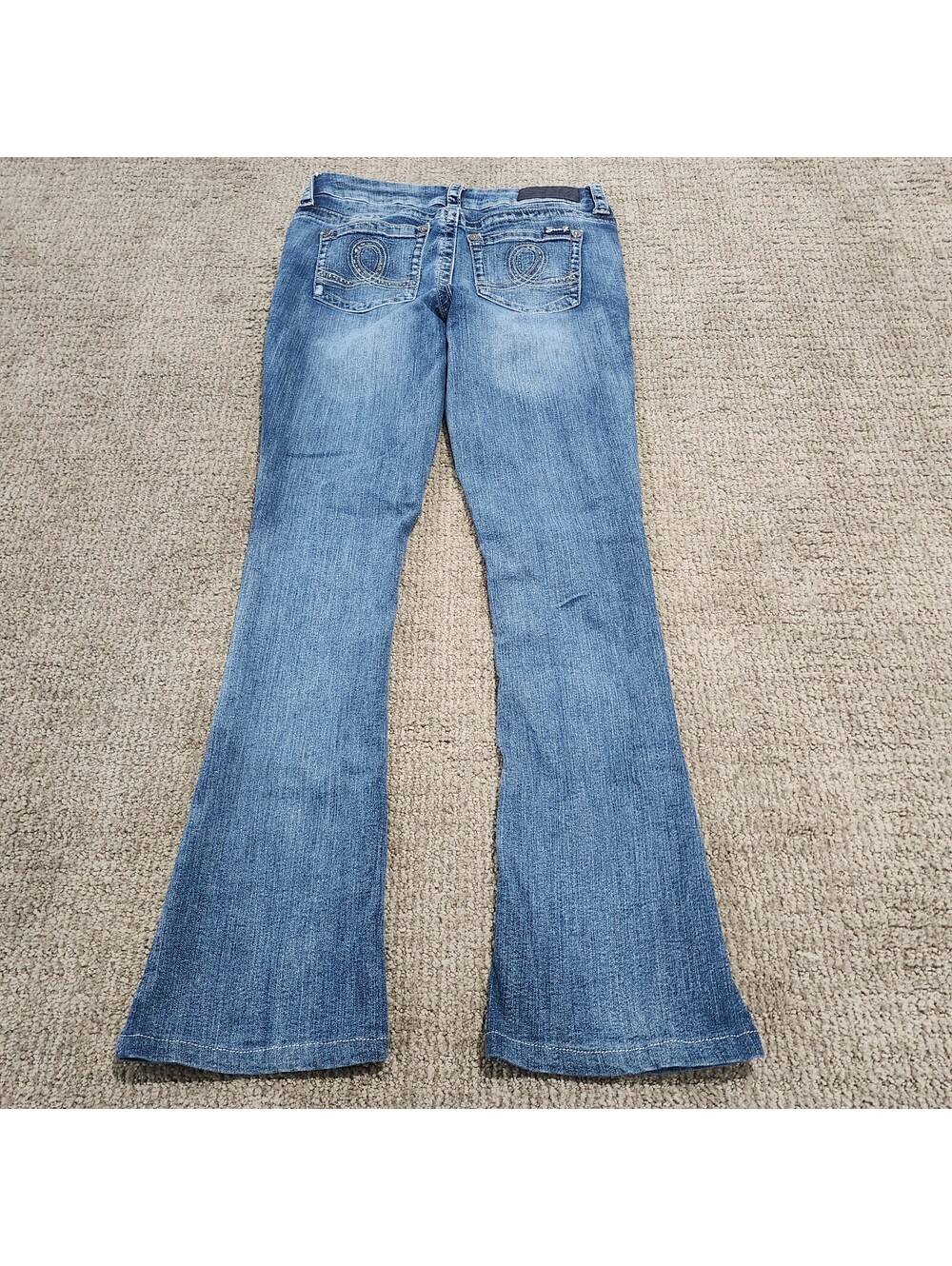 Seven7 Women's Slim Bootcut Jeans Size 8 Light Blue Denim - Picture 6 of 11